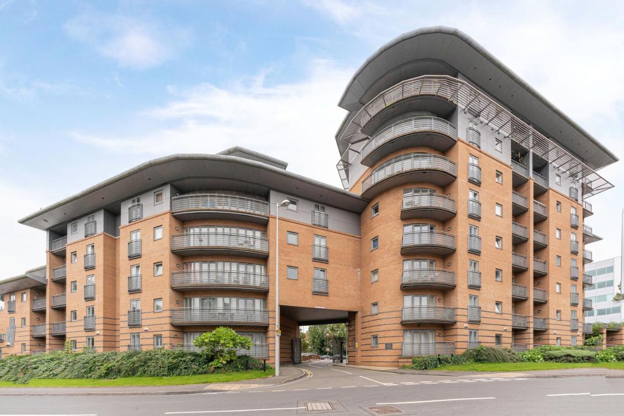 Riley House Spacious City Apartment Coventry Exterior photo