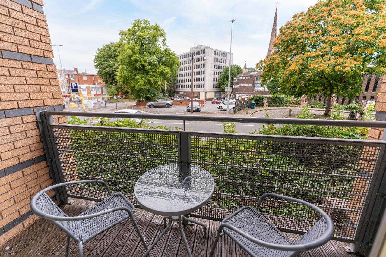 Riley House Spacious City Apartment Coventry Exterior photo